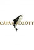 Poster for Cápák között